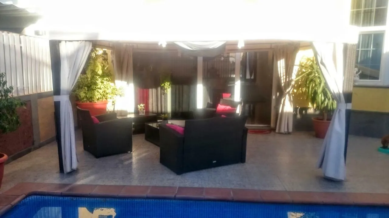 Bed & Breakfast La Perla De Sonnenland 마스팔로마스 0*,  스페인