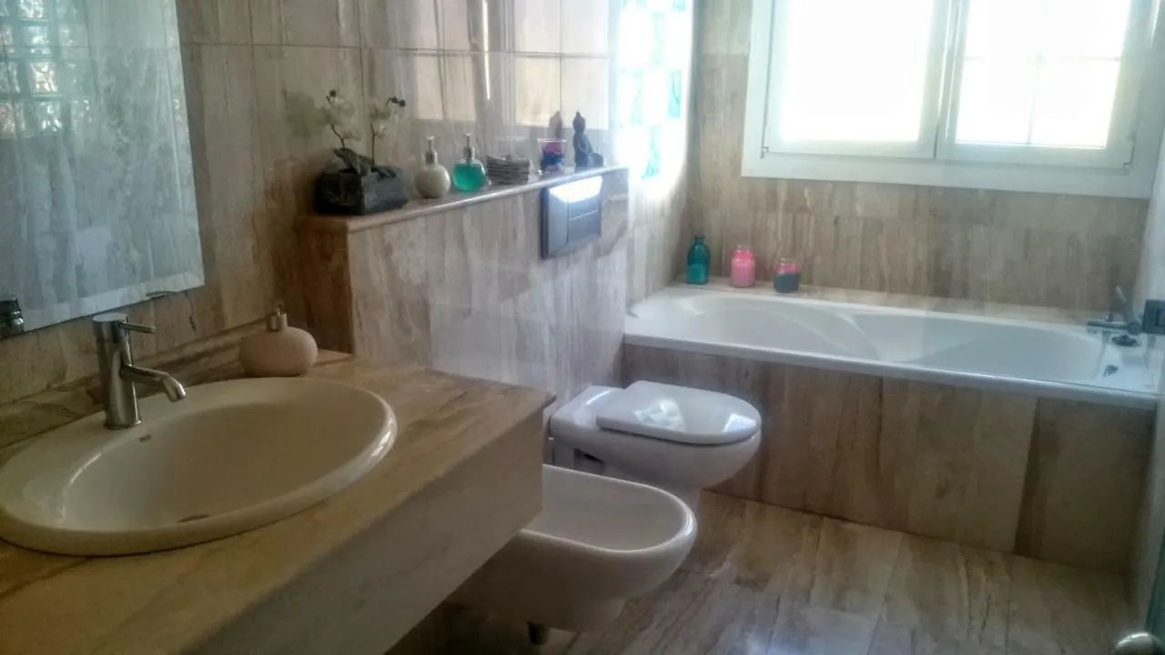 Bed & Breakfast La Perla De Sonnenland 마스팔로마스